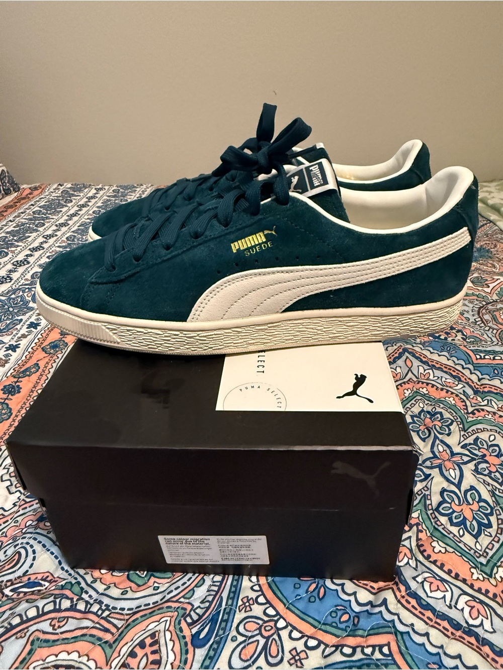 Puma Suede Men's Sneakers in Deep Teal with White Stripe